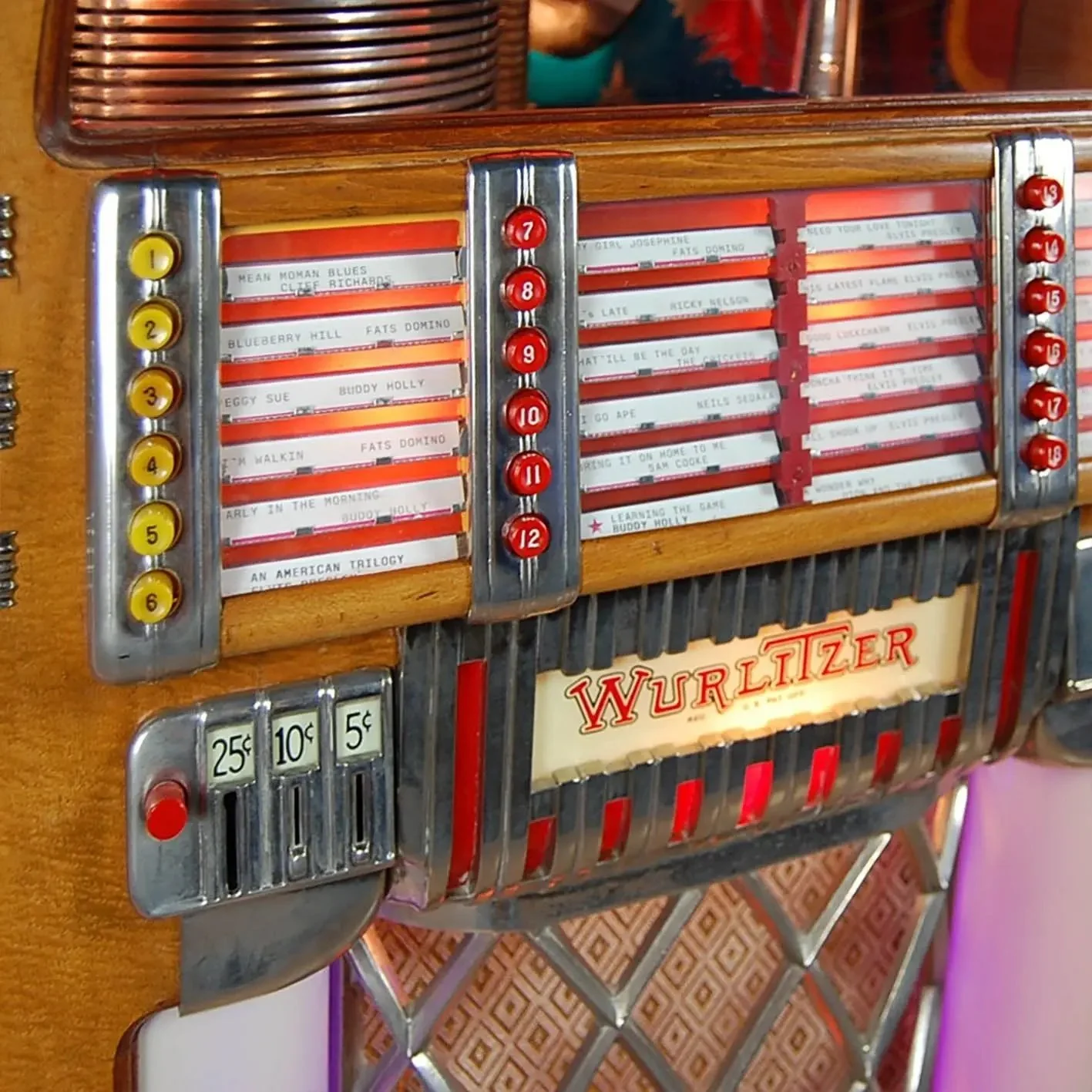 1946 Wurlitzer Model 1015 Vinyl Jukebox - Image 8