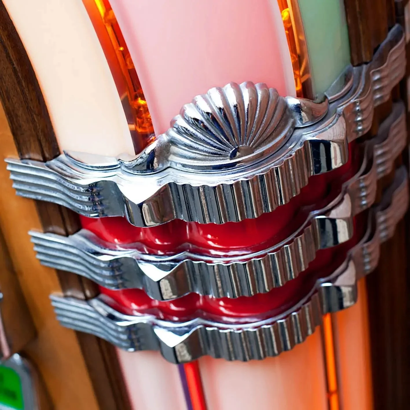 1946 Wurlitzer Model 1015 Vinyl Jukebox - Image 9