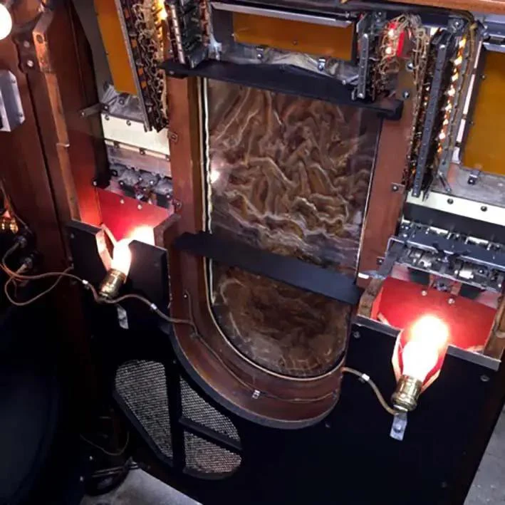 Original 1941 Wurlitzer 850 Peacock Vinyl Jukebox - Image 14