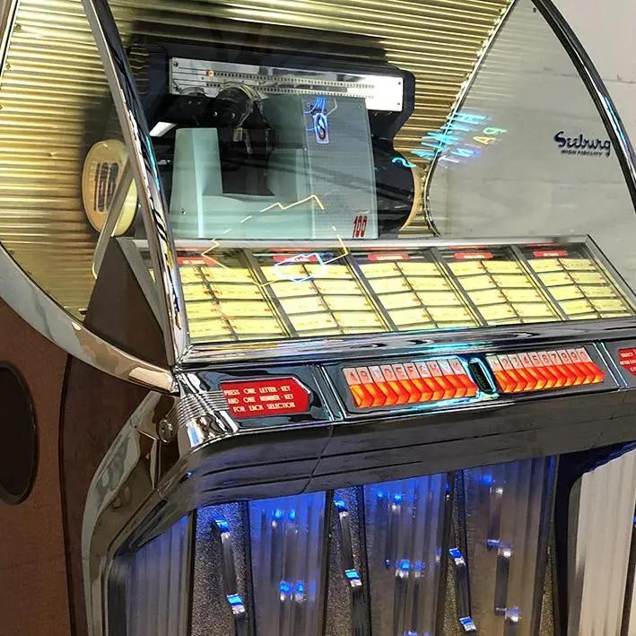 1954 Seeburg HF100R Jukebox - Image 3