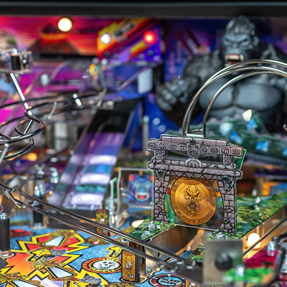 2025 King Kong: Myth of Terror Island Premium Pinball by Stern - Image 16