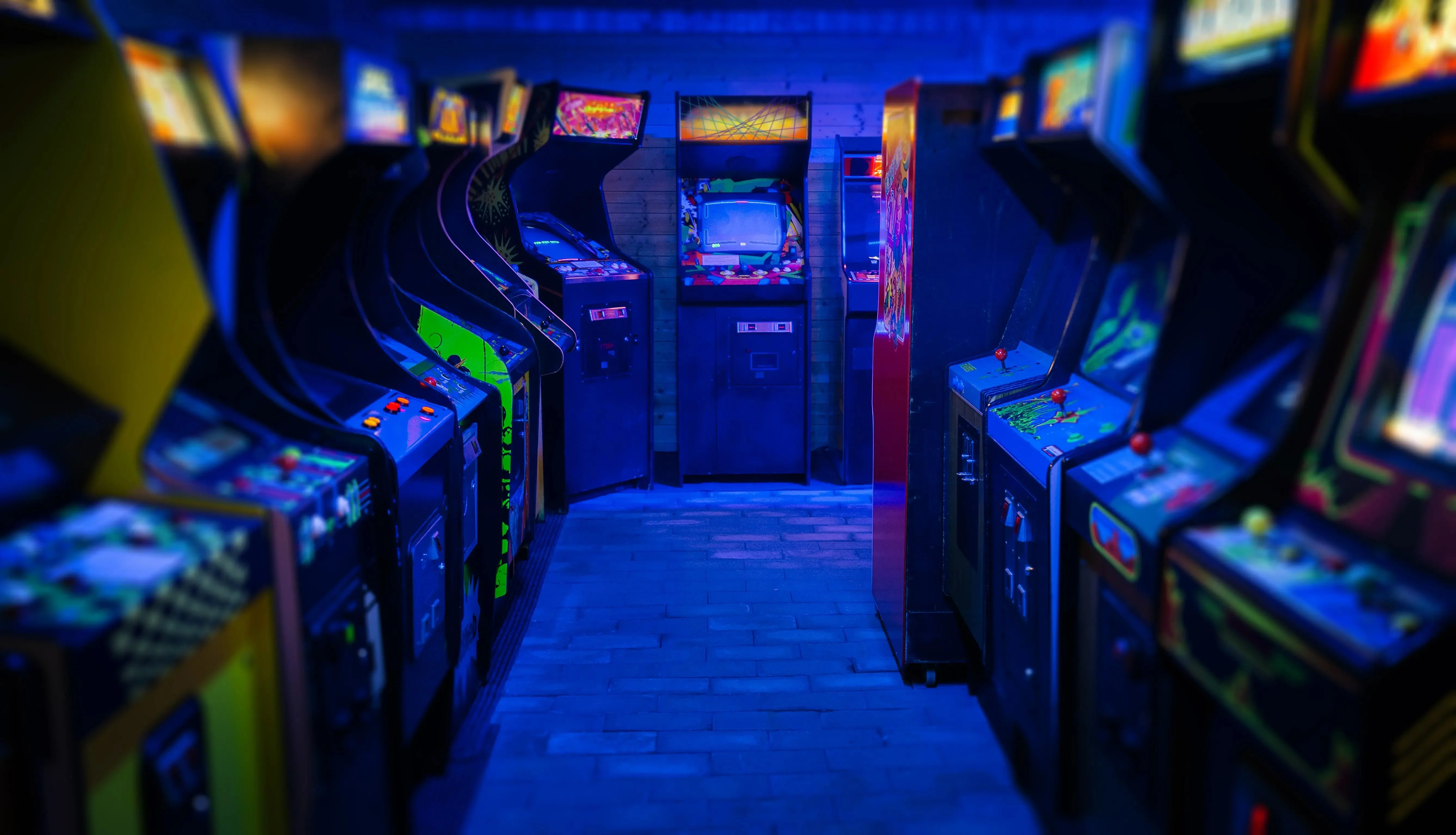 1979 Asteroids Arcade Machine by Atari - Image 7