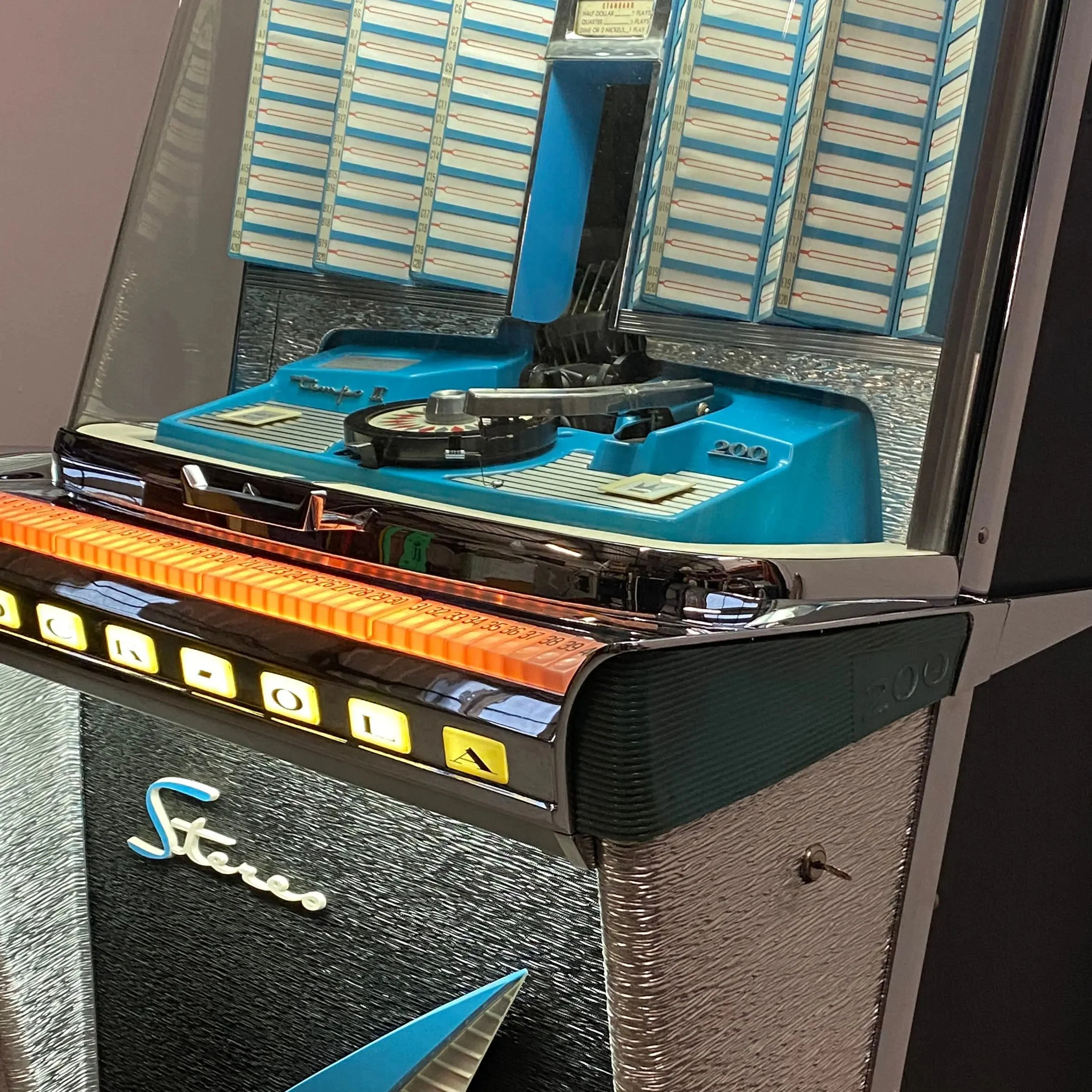 1960 Rock-Ola Tempo II 1485 Vinyl Jukebox - Image 3