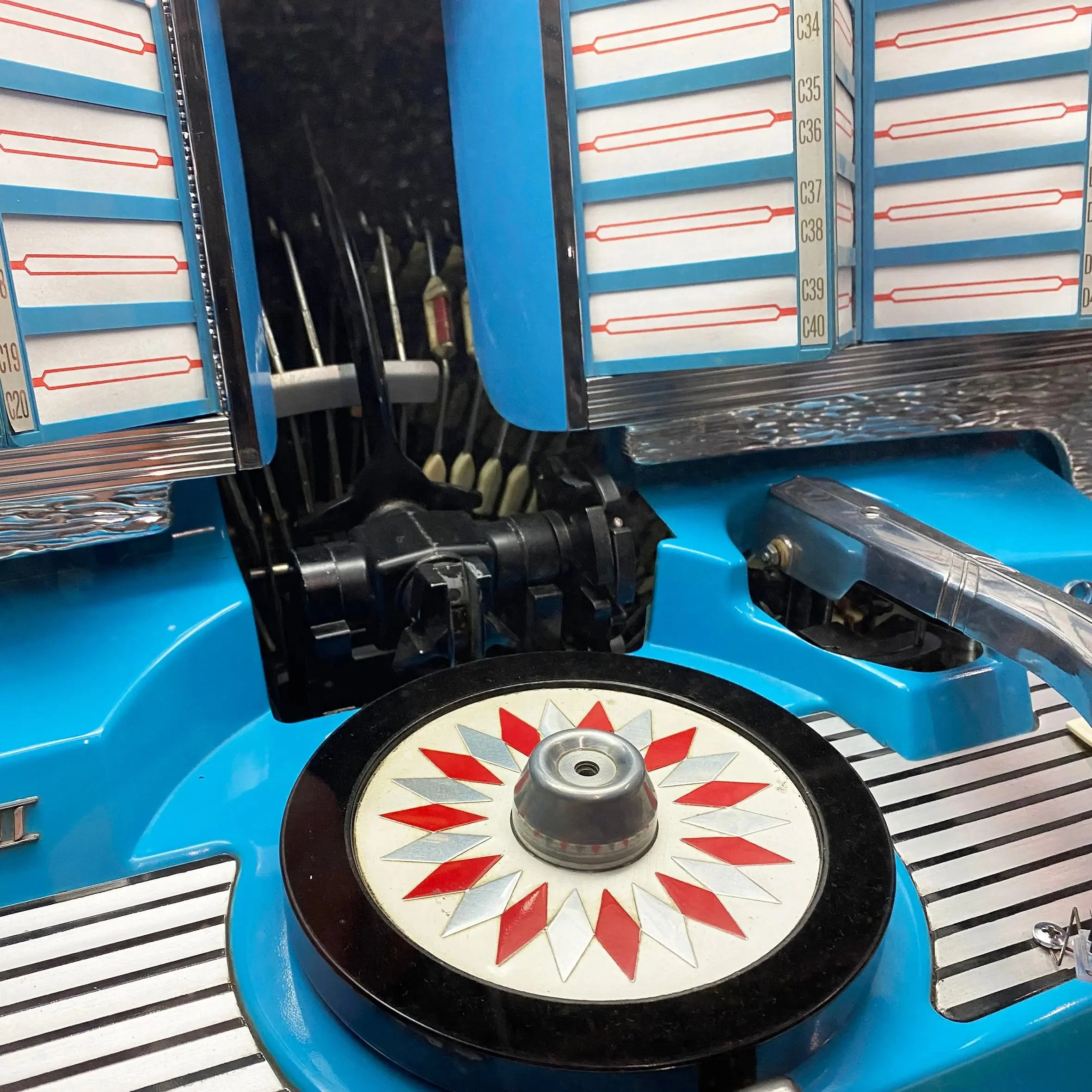 1960 Rock-Ola Tempo II 1485 Vinyl Jukebox - Image 8