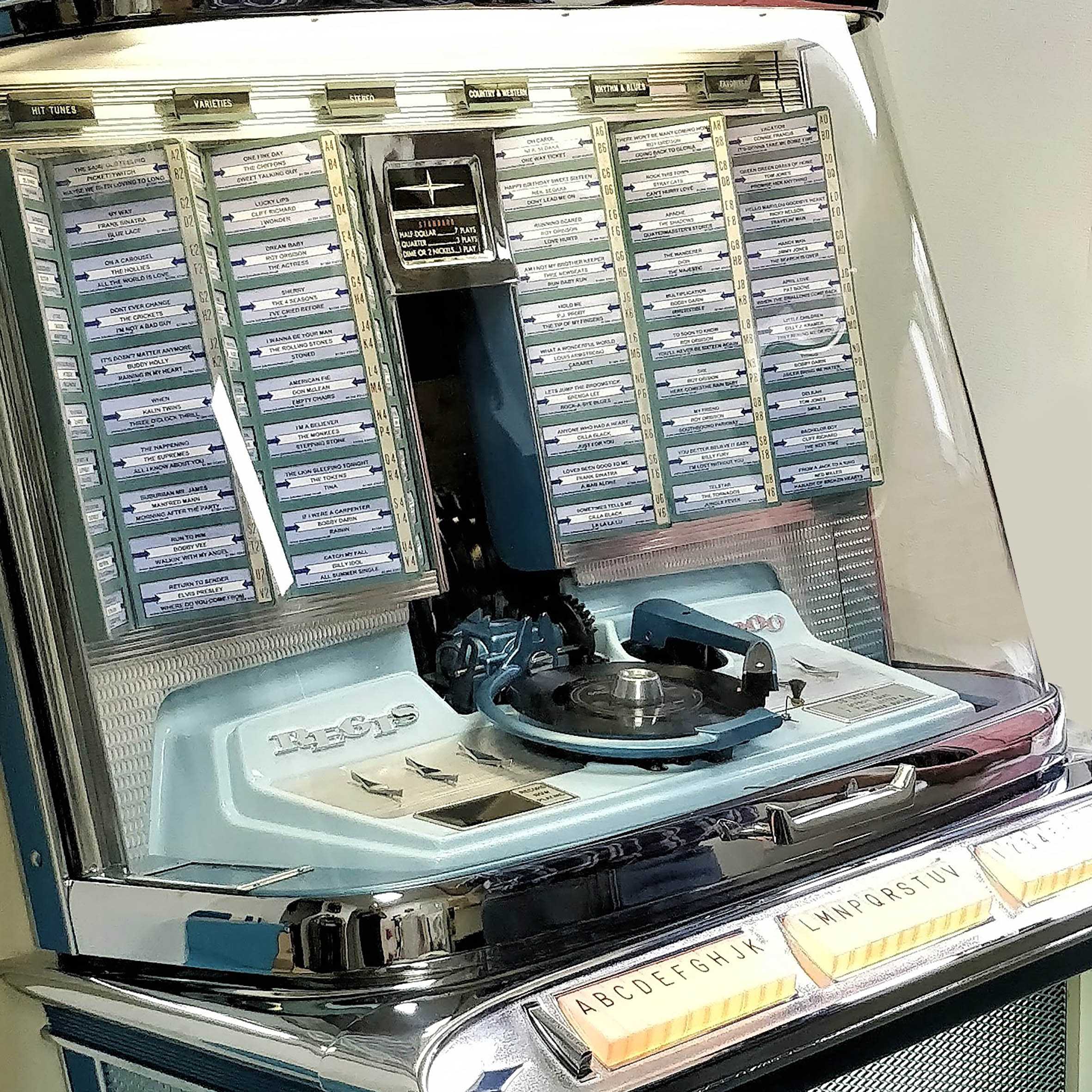 1961 Rock-Ola Regis 200 1495 Vinyl Jukebox - Image 10