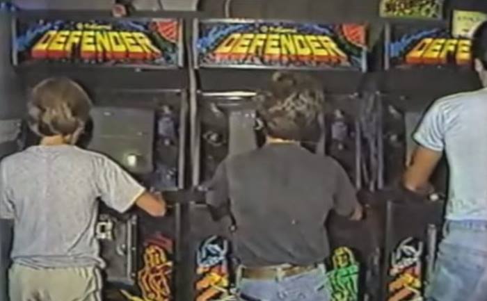 1981 Defender Arcade Machine by Williams - Image 14