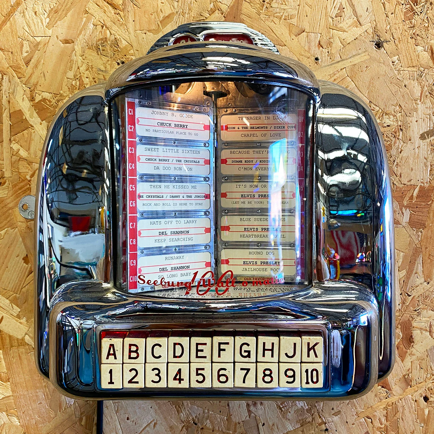 Original Seeburg 100 Wall-O-Matic Wall-Box with Bluetooth Retrofit - Image 3