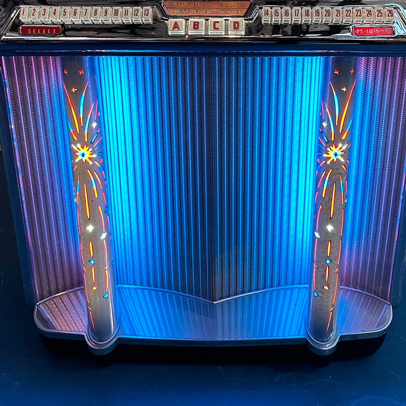 1955 Wurlitzer 1800 Vinyl Jukebox - Image 12