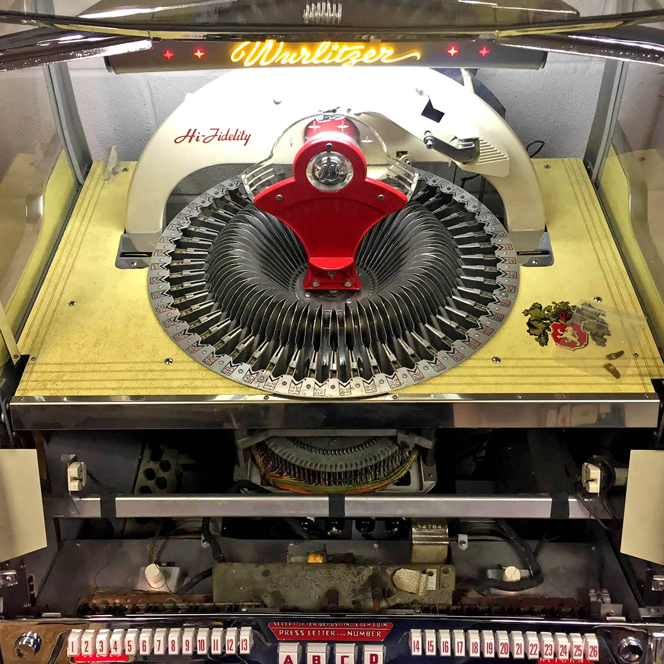 1955 Wurlitzer 1800 Vinyl Jukebox - Image 14