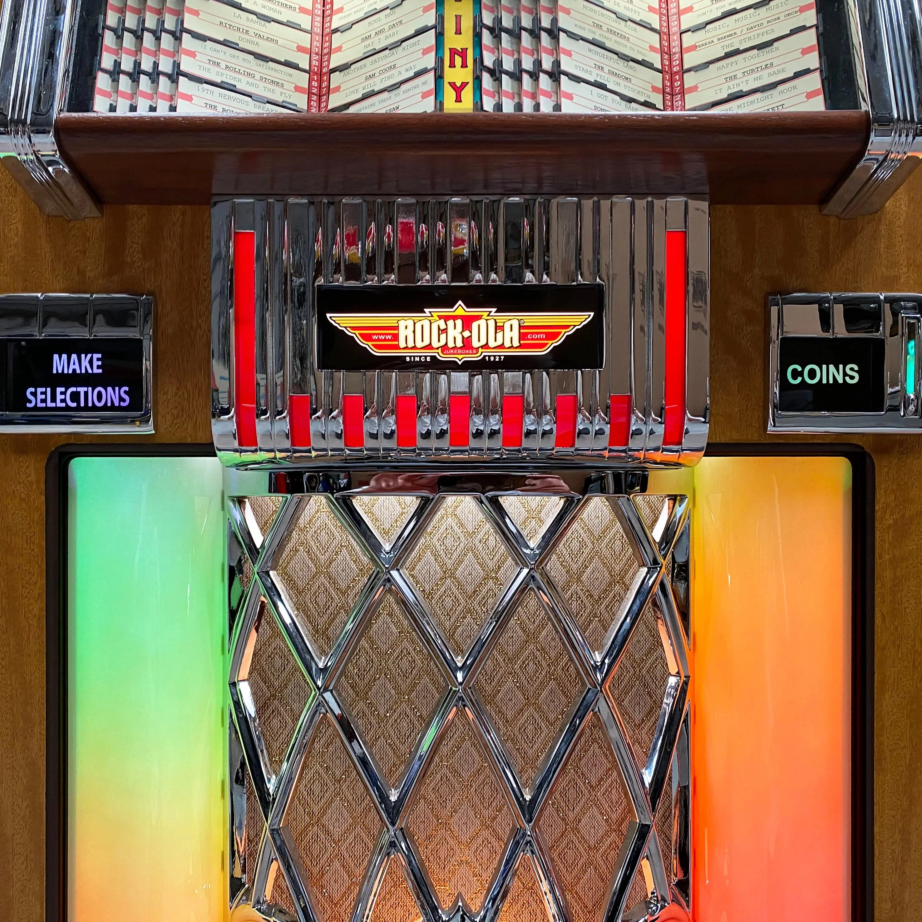Rock-Ola Bubbler Vinyl 45 Deluxe Jukebox with Bluetooth - Image 18