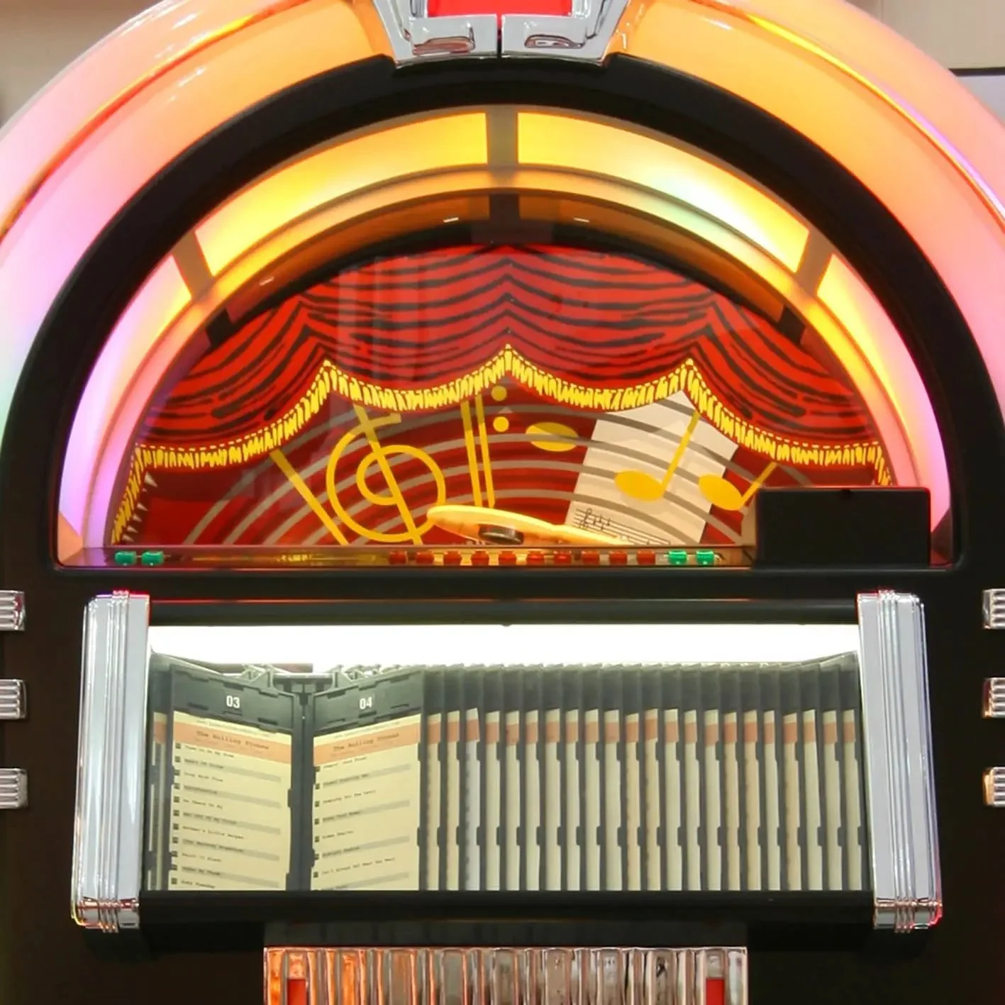 Rock-Ola Bubbler CD Jukebox in Black with Bluetooth - Image 5