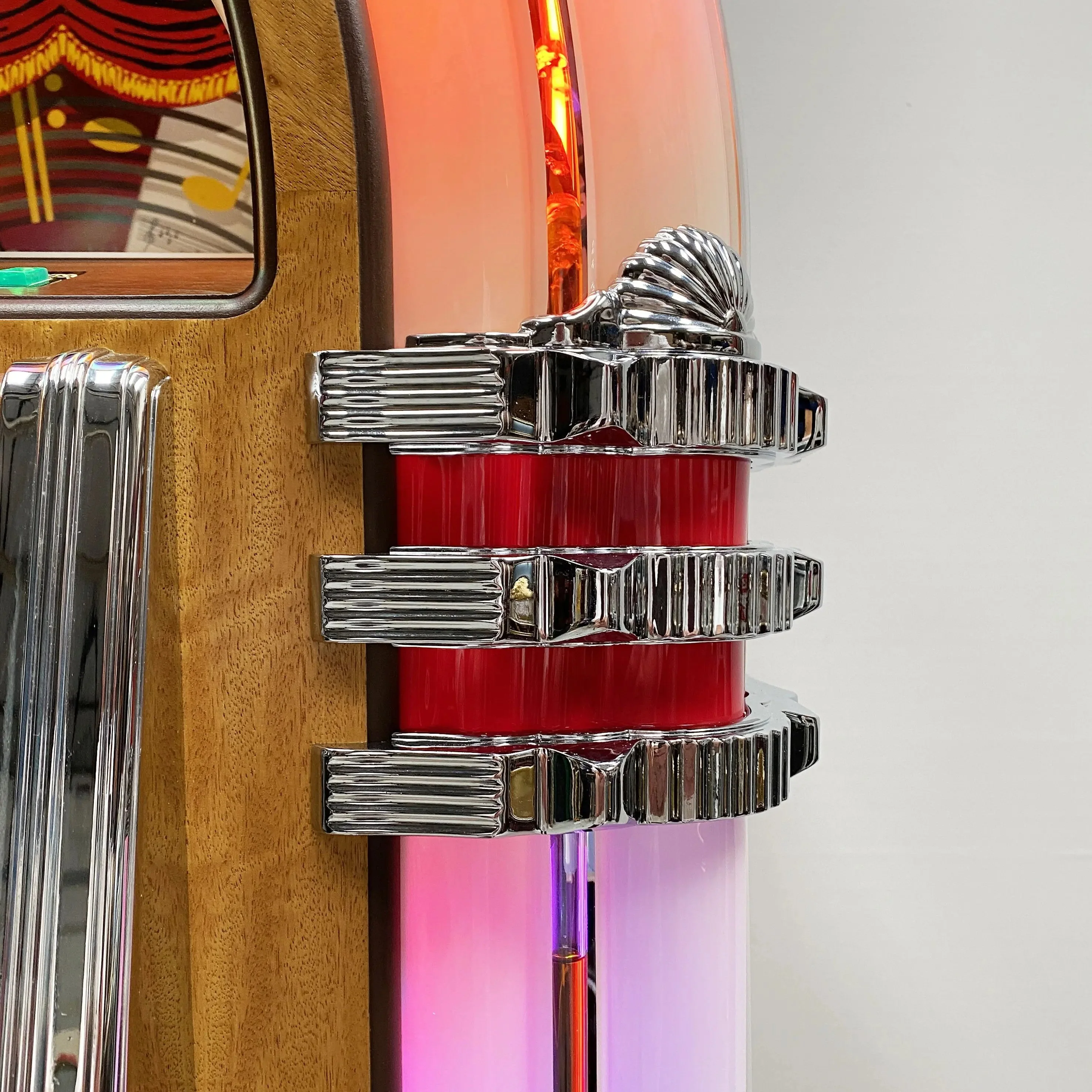 Rock-Ola Bubbler CD Jukebox in Walnut with Bluetooth - Image 9