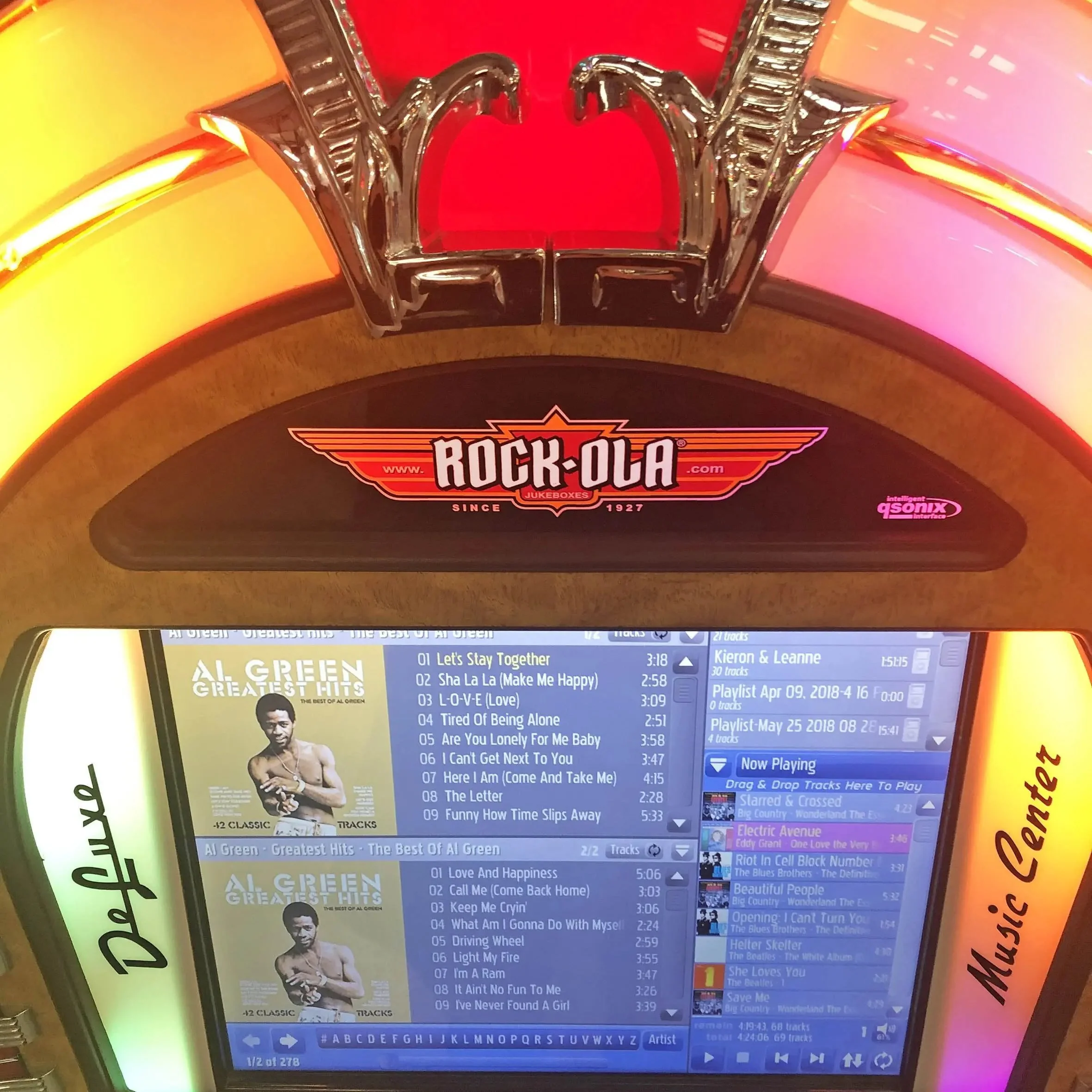 Rock-Ola Digital Music Center Jukebox in Walnut with Bluetooth - Image 6