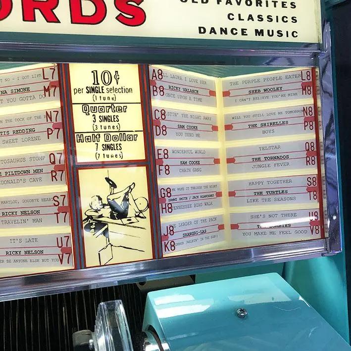 1958 Seeburg 161 Vinyl Jukebox - Image 2