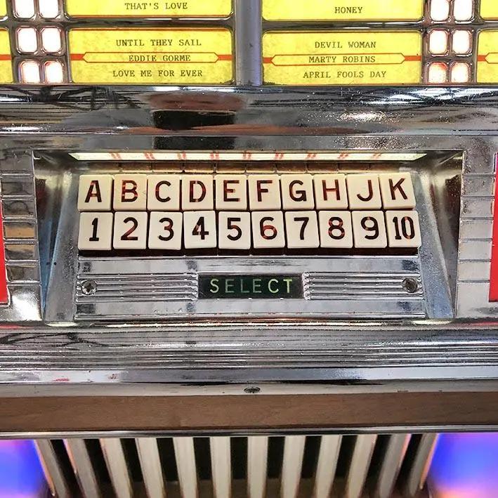1952 Seeburg M100C Vinyl Jukebox - Image 7