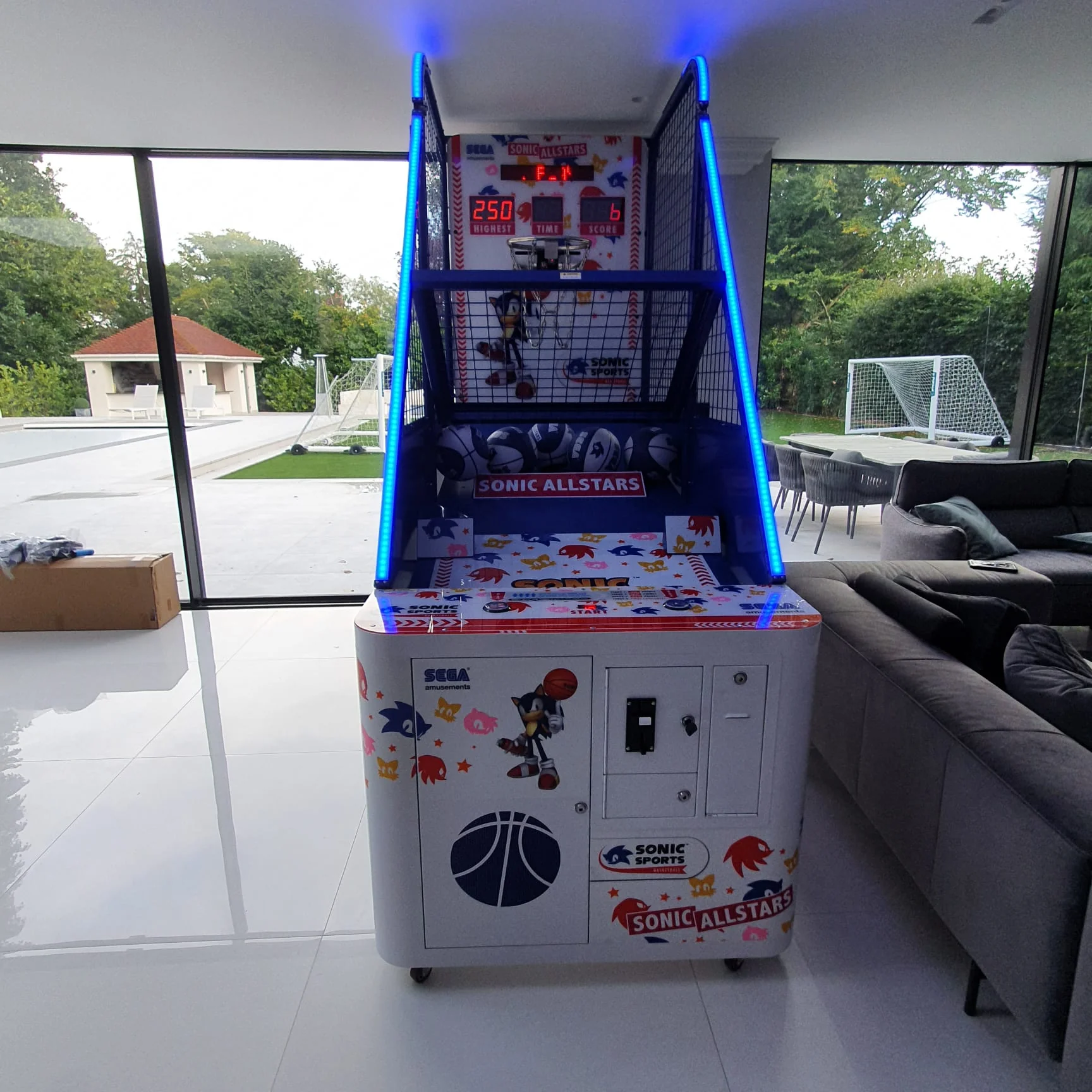 Sonic Sports Basketball by Sega - Image 4