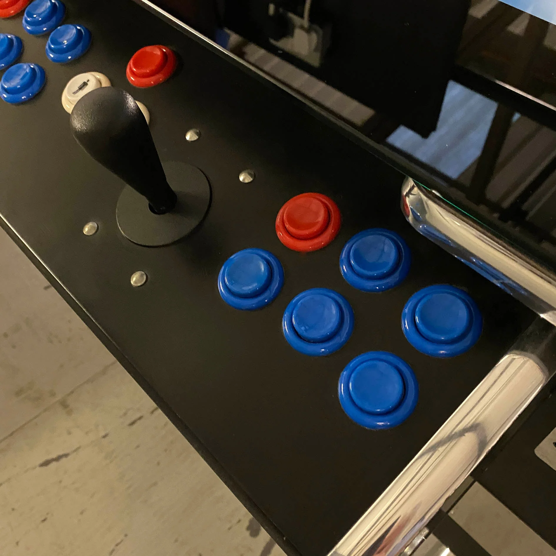 Table Top Retro Style Arcade Game - Image 2