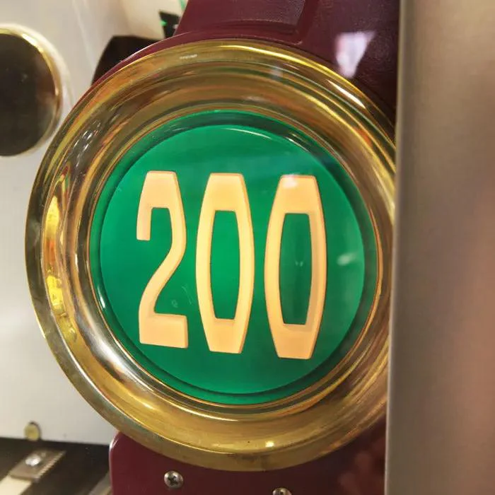 1955 Seeburg V-200 Vinyl Jukebox - Image 3