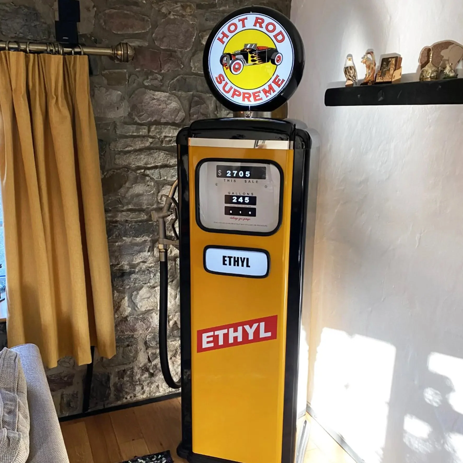 Replica Gas Pump - Image 3