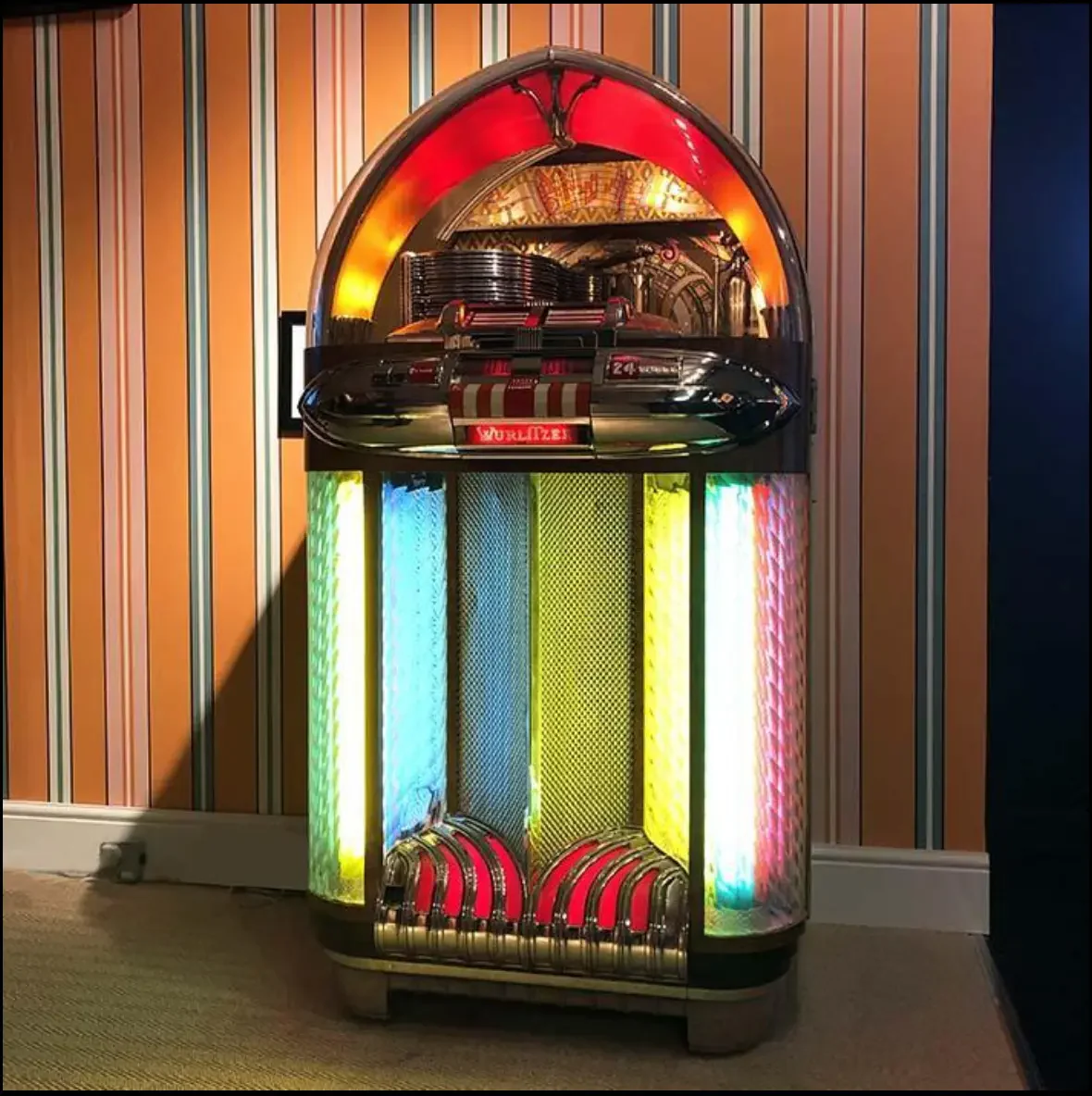 Original 1948 Wurlitzer 1100 Vinyl Jukebox - Image 16