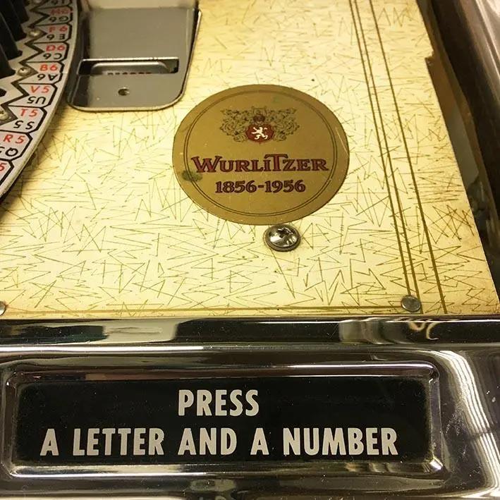 1956 Wurlitzer 2000 Centennial Vinyl Jukebox - Image 11